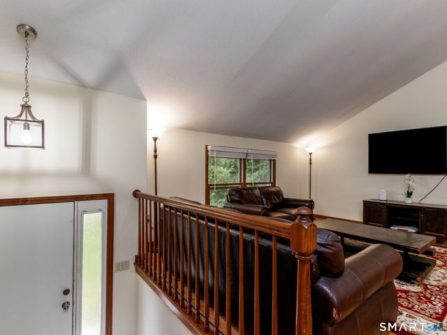 54 Valley View Drive 54, Hamden, CT 06518