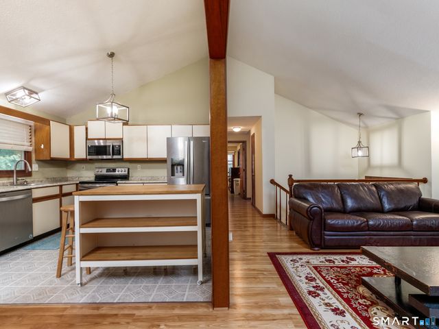 54 Valley View Drive 54, Hamden, CT 06518