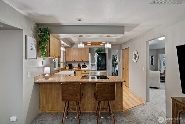 8220 Lariat Trail NW, Bremerton, WA 98311