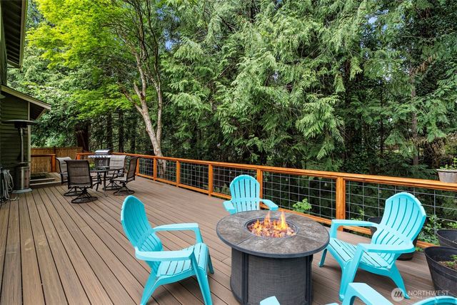 8220 Lariat Trail NW, Bremerton, WA 98311