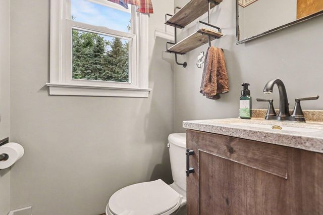 8904 Dolphin Street, Portage City, MI 49024