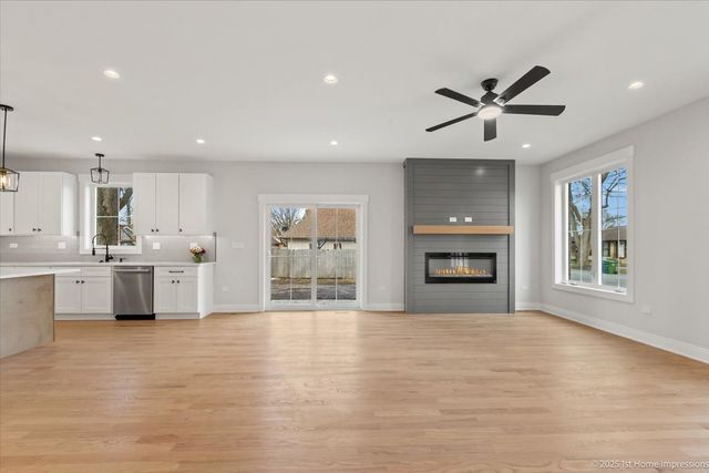 10100 S Kildare Avenue, Oak Lawn, IL 60453