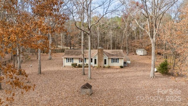 2704 Leisure Drive, Waxhaw, NC 28173