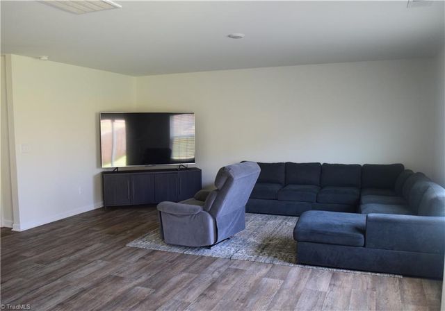 164 Sparrow Lane, Lexington, NC 27295