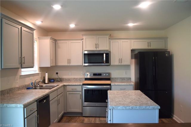 164 Sparrow Lane, Lexington, NC 27295