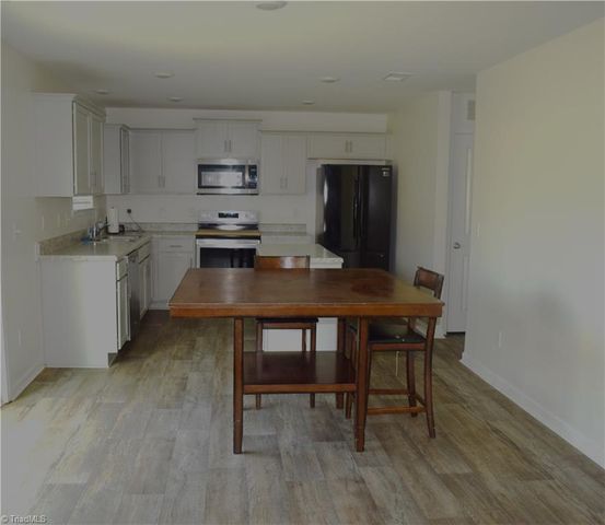 164 Sparrow Lane, Lexington, NC 27295
