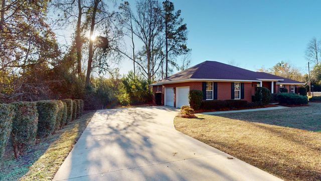 3795 Peach Orchard Road, Dalzell, SC 29040