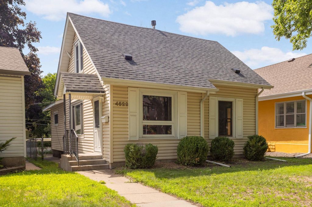 4522 15th Avenue S, Minneapolis, MN 55407