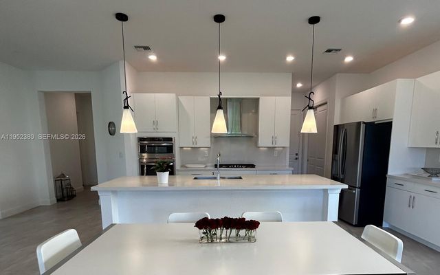 12160 N Baypoint Cir, Parkland, FL 33076