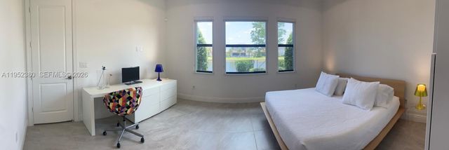 12160 N Baypoint Cir, Parkland, FL 33076