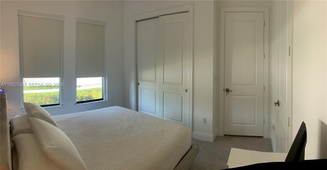 12160 N Baypoint Cir, Parkland, FL 33076