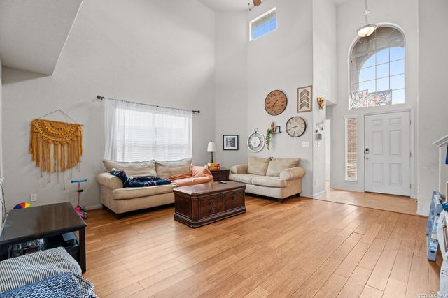 3814 Maiden Way, Converse, TX 78109