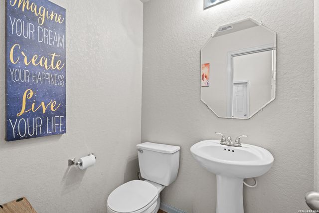 3814 Maiden Way, Converse, TX 78109