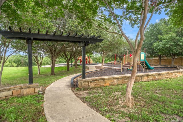 3814 Maiden Way, Converse, TX 78109