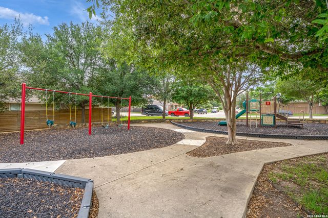 3814 Maiden Way, Converse, TX 78109