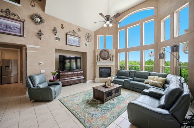 13118 SPRING RUN, Helotes, TX 78023