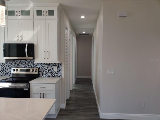 3915 W ROBSON STREET W, Tampa, FL 33614