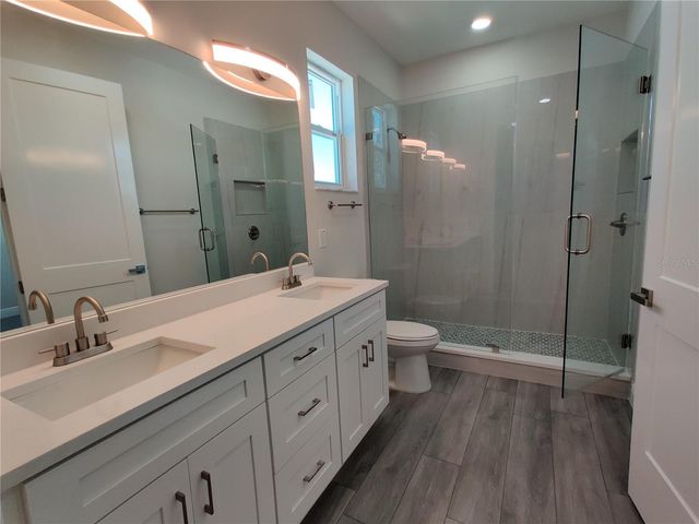 3915 W ROBSON STREET W, Tampa, FL 33614