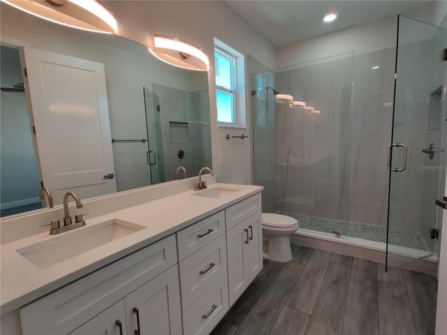 3915 W ROBSON STREET W, Tampa, FL 33614