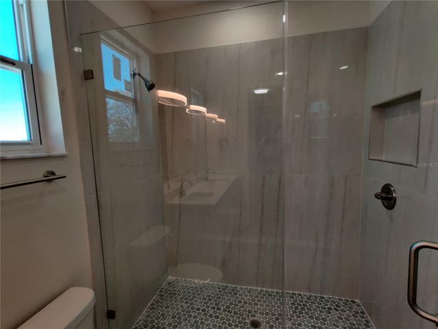 3915 W ROBSON STREET W, Tampa, FL 33614