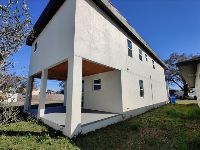 3915 W ROBSON STREET W, Tampa, FL 33614