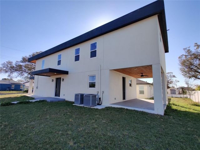 3915 W ROBSON STREET W, Tampa, FL 33614