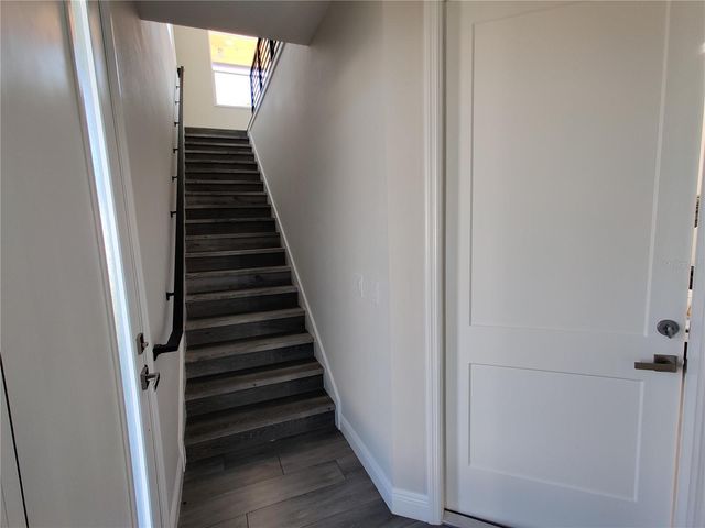 3915 W ROBSON STREET W, Tampa, FL 33614