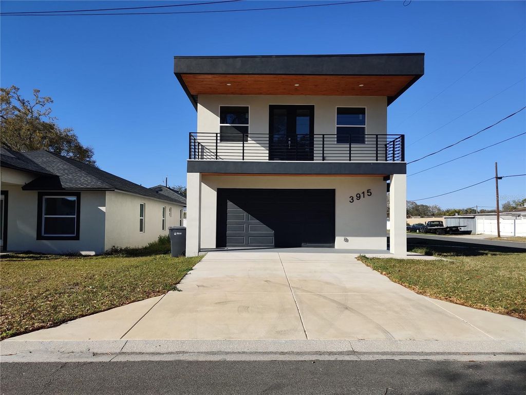 3915 W ROBSON STREET W, Tampa, FL 33614