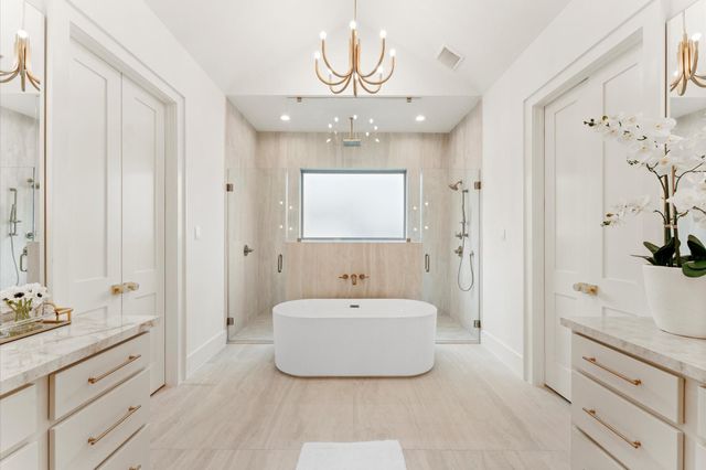 710 E 18th Street, Houston, TX 77008