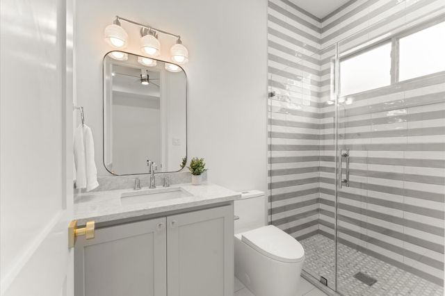 710 E 18th Street, Houston, TX 77008