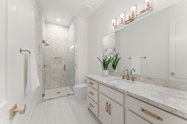 710 E 18th Street, Houston, TX 77008