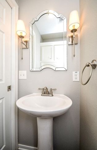 2332 Winrock Boulevard 161, Houston, TX 77057