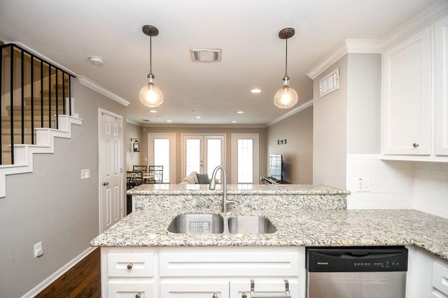 2332 Winrock Boulevard 161, Houston, TX 77057