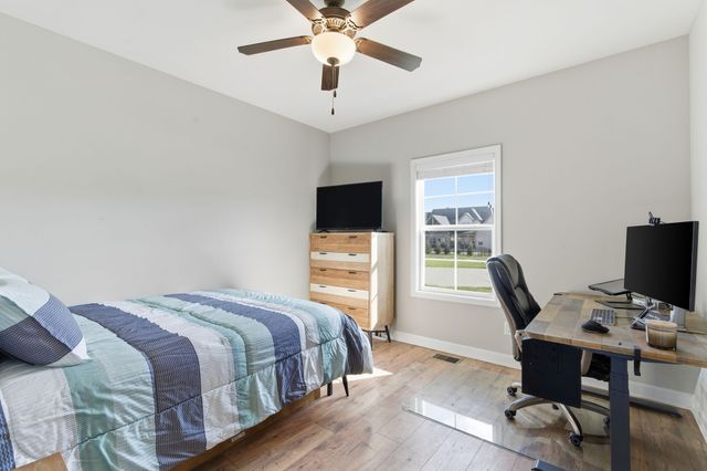 107 Bowwater Pl, Gallatin, TN 37066