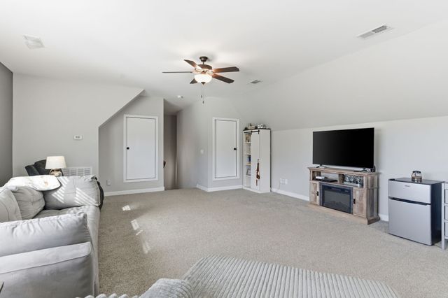 107 Bowwater Pl, Gallatin, TN 37066