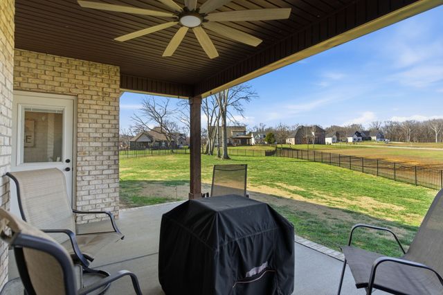 107 Bowwater Pl, Gallatin, TN 37066