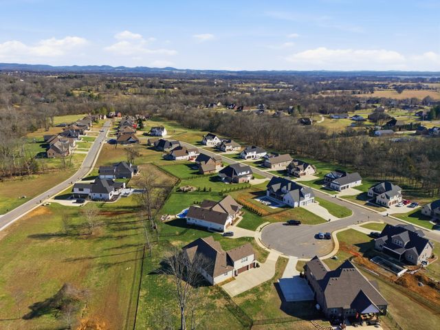 107 Bowwater Pl, Gallatin, TN 37066