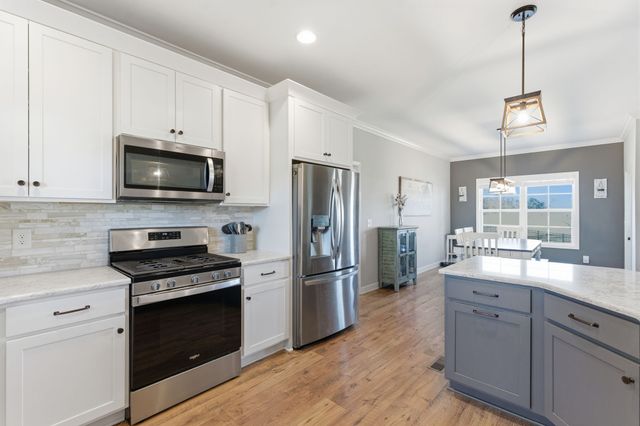 107 Bowwater Pl, Gallatin, TN 37066