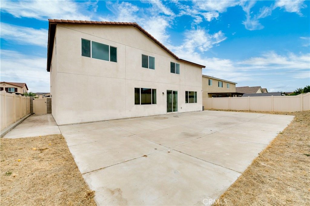Image 36 of property listing at 11649 Pansy, Jurupa Valley, CA 91752