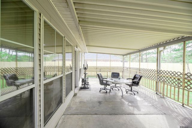 23603 Southpoint Dr, Denham Springs, LA 70726