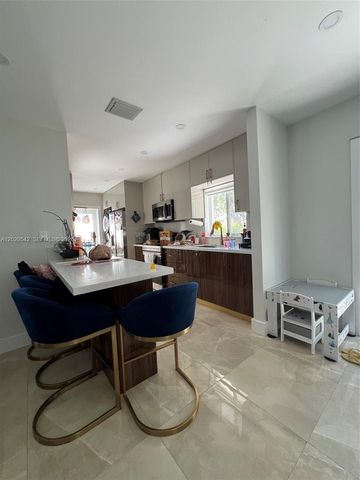 335 W 50th St, Hialeah, FL 33012