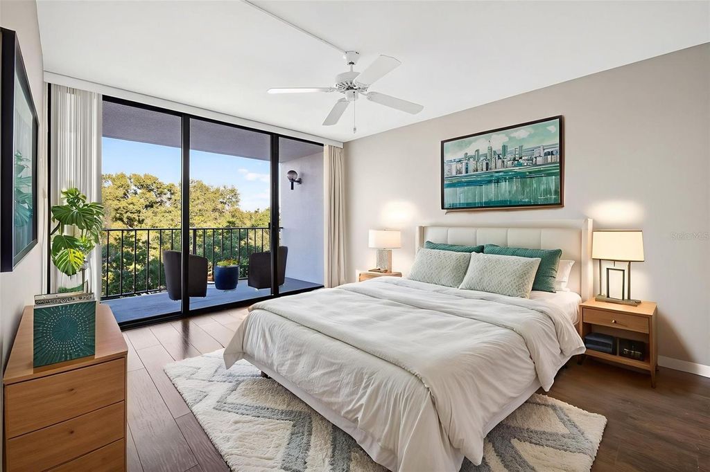 Image 29 of property listing at 3211 W SWANN AVENUE 502, Tampa, FL 33609