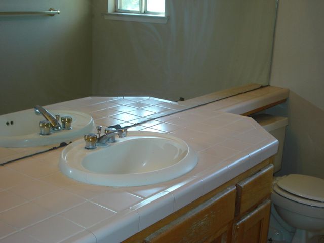 8059 N Rowell Avenue, Fresno, CA 93720