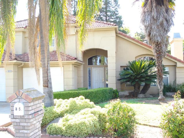 8059 N Rowell Avenue, Fresno, CA 93720