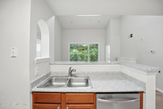 8550 TOUCHTON Road 2032, Jacksonville, FL 32216