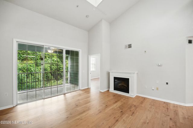 8550 TOUCHTON Road 2032, Jacksonville, FL 32216