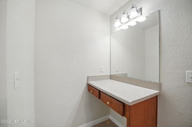 8550 TOUCHTON Road 2032, Jacksonville, FL 32216