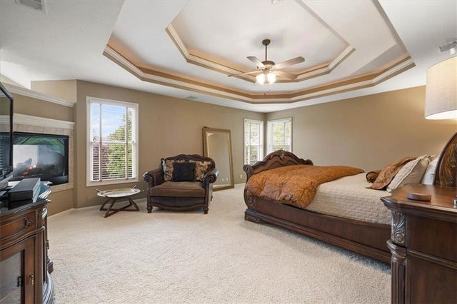 14961 S Glen Eyrie Street, Olathe, KS 66061