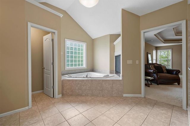 14961 S Glen Eyrie Street, Olathe, KS 66061