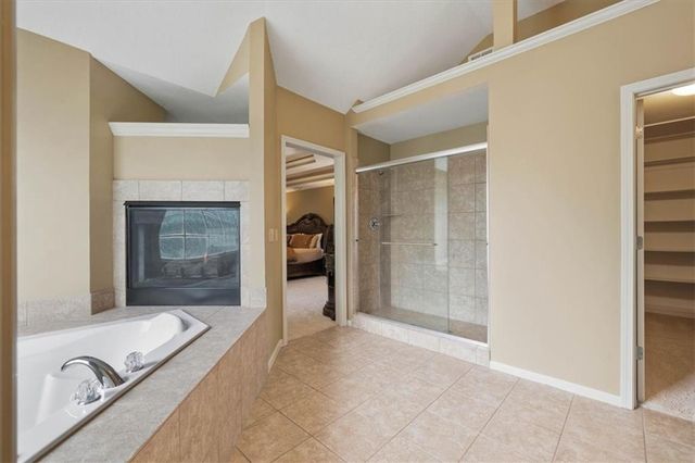 14961 S Glen Eyrie Street, Olathe, KS 66061